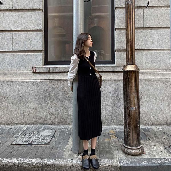 one-piece woman pleated dress korean long sleeve knitted sweater dresses 2021 women spring autumn knidress lady casual, Black;gray
one-piece woman pleated dress korean long sleeve knitted sweater dresses 2021 women spring autumn knidress lady casual, Black;gray