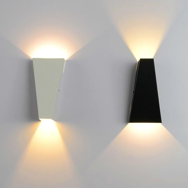 wall lamp led outdoor waterproof bedroom bedside corridor background el up and down aisle villa courtyard
wall lamp led outdoor waterproof bedroom bedside corridor background el up and down aisle villa courtyard