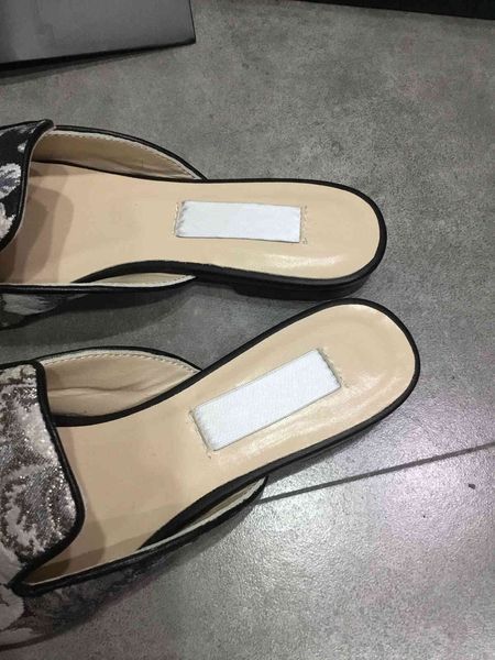 80% off shoes new arrival spring slippers women print shoes ladies half covered slides brand mules females low heel footwears, Black
80% off shoes new arrival spring slippers women print shoes ladies half covered slides brand mules females low heel footwears, Black