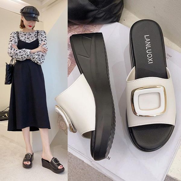 slippers 2021 summer wedge heel metal decorative women's fashion simple and generous sandals, Black
slippers 2021 summer wedge heel metal decorative women's fashion simple and generous sandals, Black
