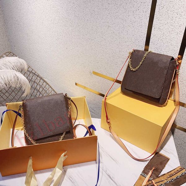 2021 luxurys designers bags messenger bag women totes fashion vintage printing shoulder classic crossbody
2021 luxurys designers bags messenger bag women totes fashion vintage printing shoulder classic crossbody