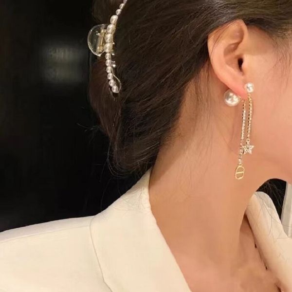 aaa designer jewelry dijia's new fashion style in 2021 tassel pearl star high version brass earrings, Silver
aaa designer jewelry dijia's new fashion style in 2021 tassel pearl star high version brass earrings, Silver