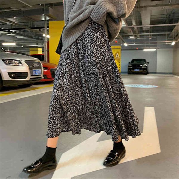 women's shorts skirt floral pattern, long elastic with high waist quality w130, White;black
women's shorts skirt floral pattern, long elastic with high waist quality w130, White;black