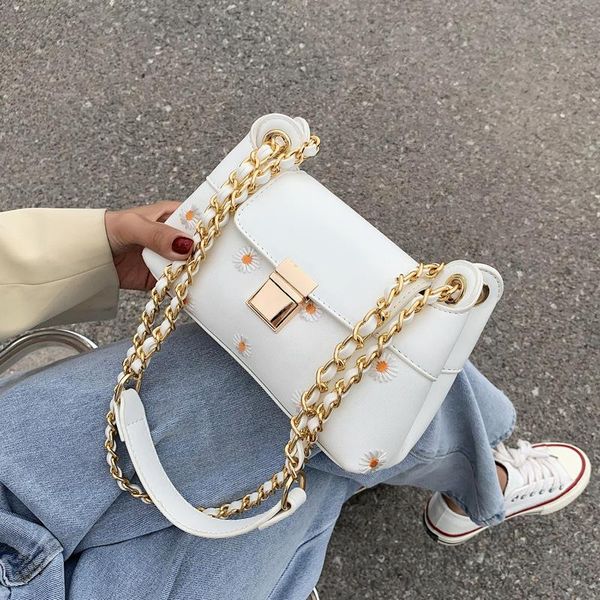 evening bags 2021 summer fashion pu leather baguette for women chain shoulder bag sac a main femme designer ladies handbags
evening bags 2021 summer fashion pu leather baguette for women chain shoulder bag sac a main femme designer ladies handbags