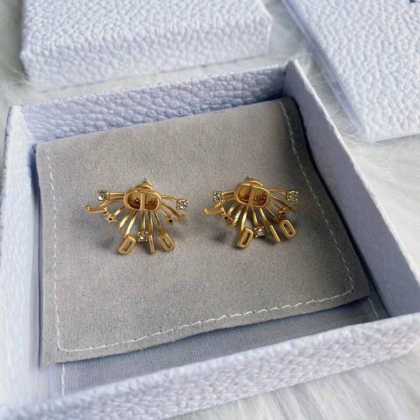 design jewelry ja letter fireworks fan-shaped female claw alternative earrings jewelry, Silver
design jewelry ja letter fireworks fan-shaped female claw alternative earrings jewelry, Silver