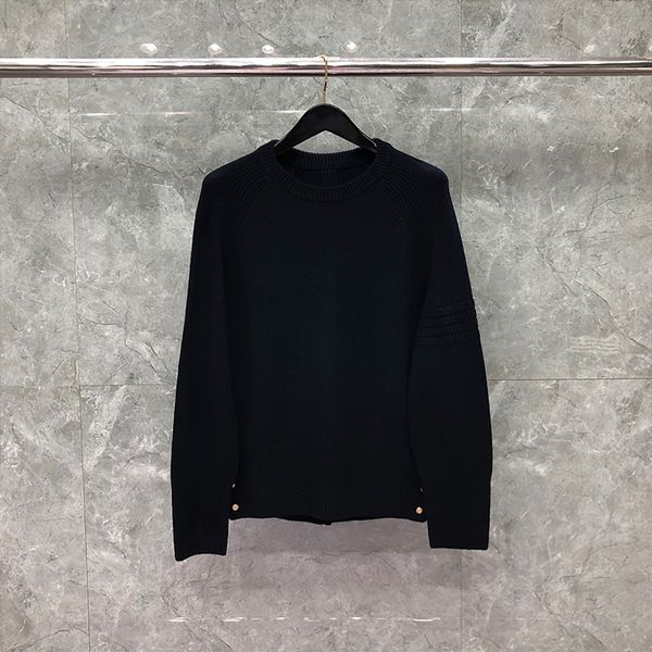 gold buttons on back sweater autumn winter navy crew neck wool knitted blouse slim fit warm soft luxury brand women's original designer, White;black
gold buttons on back sweater autumn winter navy crew neck wool knitted blouse slim fit warm soft luxury brand women's original designer, White;black
