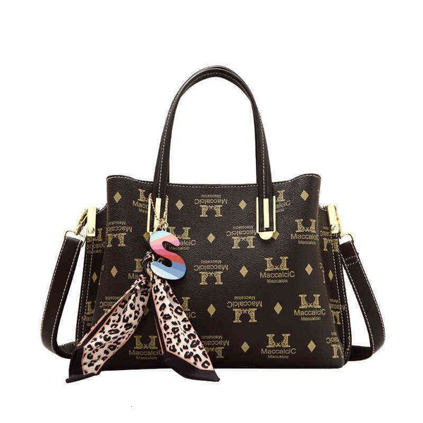 single shoulder bag women's printed 2021 fashion large capacity tote bag personalized elegant msenger
single shoulder bag women's printed 2021 fashion large capacity tote bag personalized elegant msenger