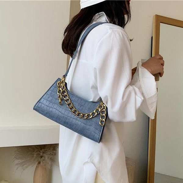evening bags french small crowd bag female 2021 spring and summer retro one-shoulder underarm wild chain crocodile pattern baguette
evening bags french small crowd bag female 2021 spring and summer retro one-shoulder underarm wild chain crocodile pattern baguette