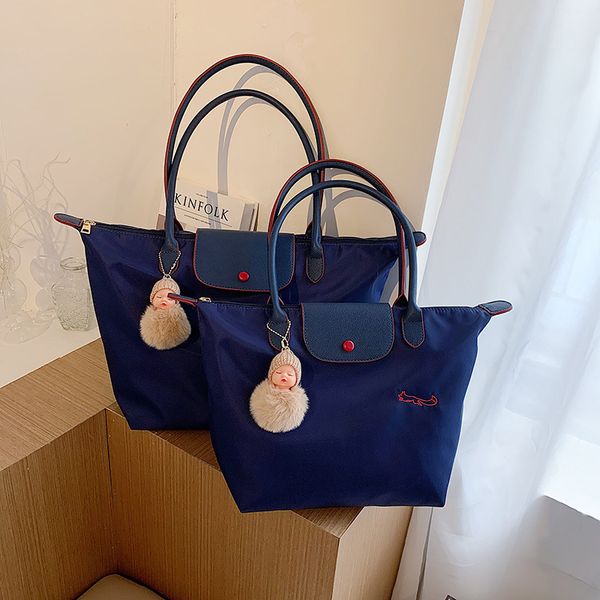 luxury handbags fashion dragon box women's autumn 2021 new leisure dumpling large long handle handbag tote bag agf2
luxury handbags fashion dragon box women's autumn 2021 new leisure dumpling large long handle handbag tote bag agf2