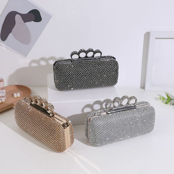 fashion evening bag dinner lady's handbag inlaid with diamond personalized women's party annual meeting
fashion evening bag dinner lady's handbag inlaid with diamond personalized women's party annual meeting