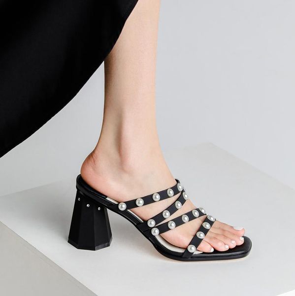slippers pearl decoration women 2021 summer thick heels shoes woman sweet genuine leather party wedding for, Black
slippers pearl decoration women 2021 summer thick heels shoes woman sweet genuine leather party wedding for, Black