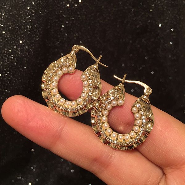 diamond pearl circular snap on earrings new fashion designer earrings jewelry for woman girls s925 silver post, Golden;silver
diamond pearl circular snap on earrings new fashion designer earrings jewelry for woman girls s925 silver post, Golden;silver
