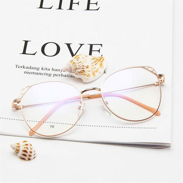fashion sunglasses frames 2021 designer woman glasses optical metal round frame clear lens eyeware black silver gold eye
fashion sunglasses frames 2021 designer woman glasses optical metal round frame clear lens eyeware black silver gold eye