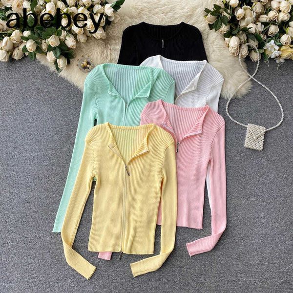korean style o-neck short knitted sweaters women thin cardigan fashion sleeve sun protection crop ropa mujer 210715, White;black
korean style o-neck short knitted sweaters women thin cardigan fashion sleeve sun protection crop ropa mujer 210715, White;black