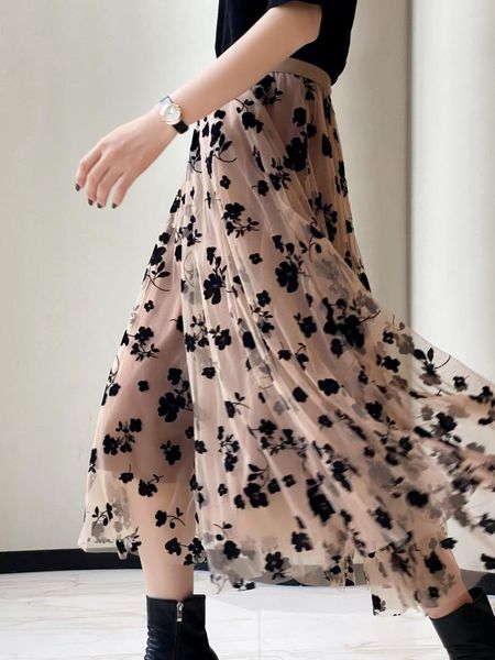 women tutu tulle skirts, elastic high waist floral print mesh overlay layered a line midi skirt autumn winter 2021 skirts, Black
women tutu tulle skirts, elastic high waist floral print mesh overlay layered a line midi skirt autumn winter 2021 skirts, Black