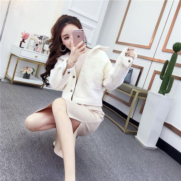 women's trench coats winter coat lamb han fan retro college wind korean fashion temperament and short, Tan;black
women's trench coats winter coat lamb han fan retro college wind korean fashion temperament and short, Tan;black