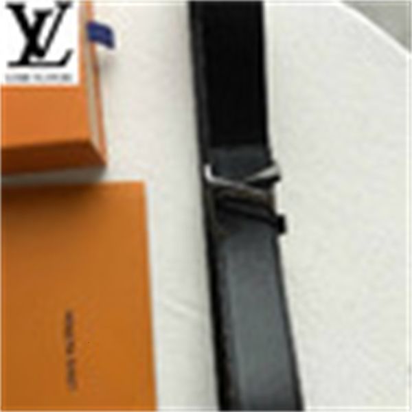 brand designer luxury belt exquisite letter metal buckle hand crepe authentic official mens belts for men women belt with box, Silver
brand designer luxury belt exquisite letter metal buckle hand crepe authentic official mens belts for men women belt with box, Silver