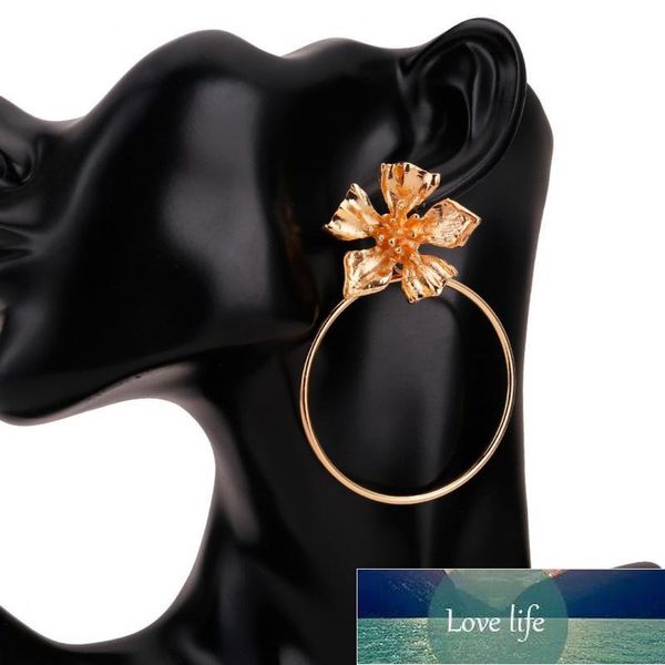 exaggerated gold color flower round earrings fashion new bohemia stud earrings for women big earing earings jewelry kolczyki  factory price, Golden;silver
exaggerated gold color flower round earrings fashion new bohemia stud earrings for women big earing earings jewelry kolczyki  factory price, Golden;silver