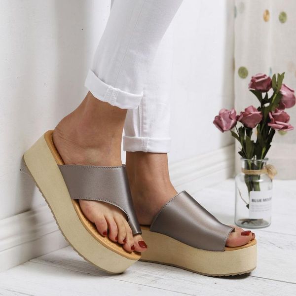slippers women open toe breathable beach sandals slip-on casual solid color wedges shoes 2021 platform slippers#g20, Black
slippers women open toe breathable beach sandals slip-on casual solid color wedges shoes 2021 platform slippers#g20, Black