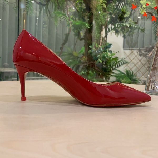 2021 good quality fashion women luxurys designers shoes de4igner sandals womens luxury high heels sandal dress shoess with box size 35-41 -h, Black
2021 good quality fashion women luxurys designers shoes de4igner sandals womens luxury high heels sandal dress shoess with box size 35-41 -h, Black