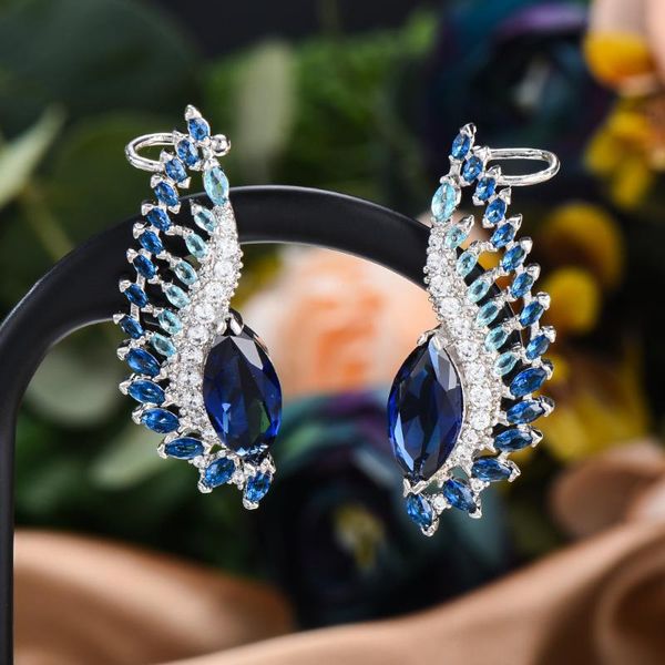 stud godki 2021 fashion trendy geometric earrings for women cubic zirconia crystal cz statement earring brincos bijoux, Golden;silver
stud godki 2021 fashion trendy geometric earrings for women cubic zirconia crystal cz statement earring brincos bijoux, Golden;silver