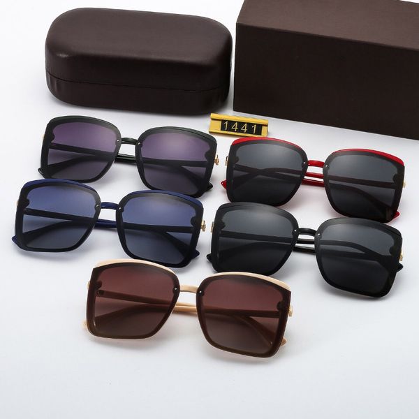 1441 fashion designer brand sunglasses for men and women travel shopping uv400 protection retro shades pilot, White;black
1441 fashion designer brand sunglasses for men and women travel shopping uv400 protection retro shades pilot, White;black