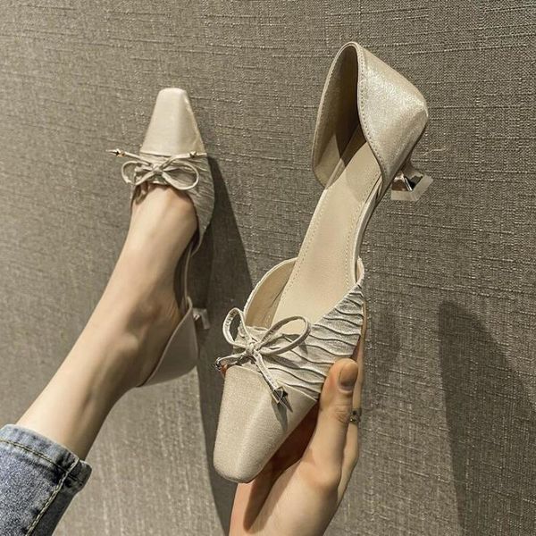 dress shoes 2021 summer elegant women's pumps ladies square toe shallow single fashion hollow chic bow basic woman low heel, Black
dress shoes 2021 summer elegant women's pumps ladies square toe shallow single fashion hollow chic bow basic woman low heel, Black