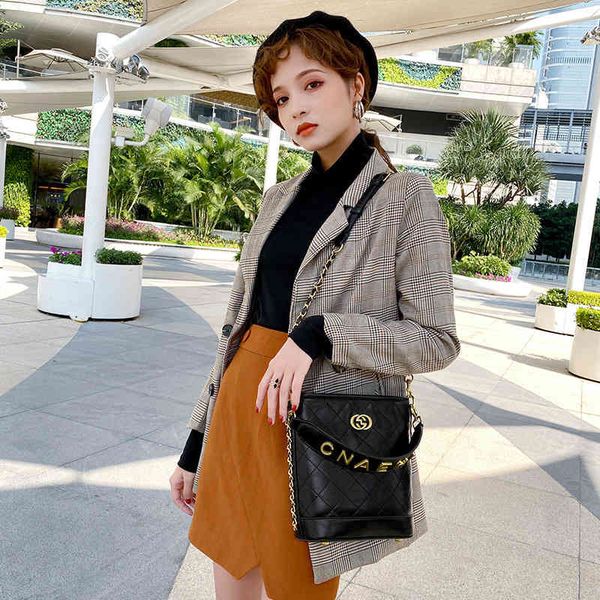 bagsbagshong kong women's 2021 luxurys new small fragrance leather bucket chain advanced sense foreign style messenger
bagsbagshong kong women's 2021 luxurys new small fragrance leather bucket chain advanced sense foreign style messenger