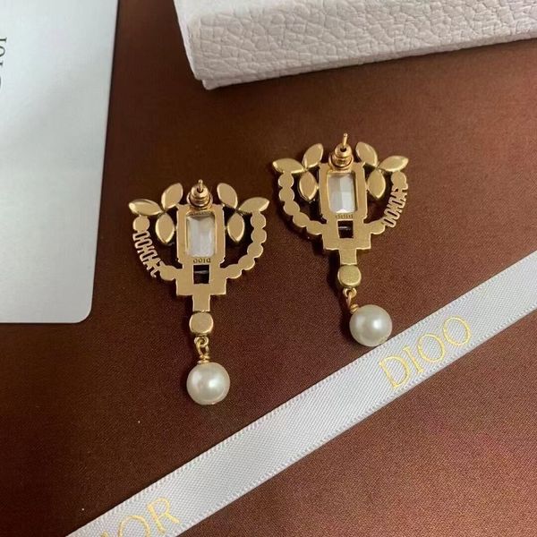 special offer 70% off luxury jewelry dijia's new style inlaid flower square earrings in 2021, Silver
special offer 70% off luxury jewelry dijia's new style inlaid flower square earrings in 2021, Silver