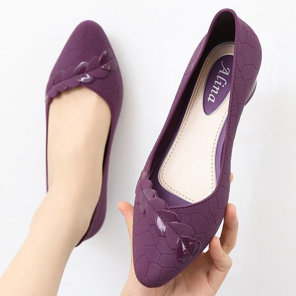 2022 new fashion women rainshoeslow heelwaterproofrubber working galoshslip onantiskidpurplepinkbluedropshipping, Black
2022 new fashion women rainshoeslow heelwaterproofrubber working galoshslip onantiskidpurplepinkbluedropshipping, Black