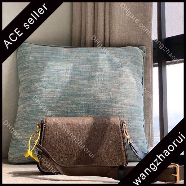 body leather bagss cross hni5 bag classic purse genuine messenger bags women shoulder quality fashion wallet with box female b081
body leather bagss cross hni5 bag classic purse genuine messenger bags women shoulder quality fashion wallet with box female b081