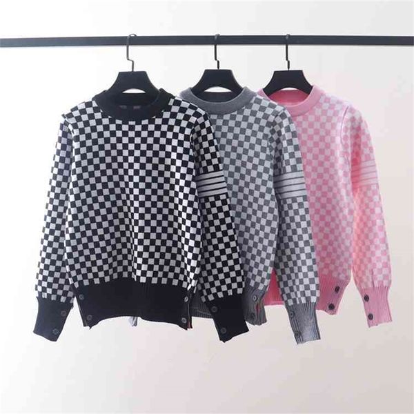 autumn and winter new tb four bar stripe plaid round neck long sleeve sweater women's loose thin fashion, White
autumn and winter new tb four bar stripe plaid round neck long sleeve sweater women's loose thin fashion, White