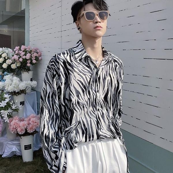 men's casual shirts 2021 spring autumn men korean loose male social long sleeve clothing printted blouses o193, White;black
men's casual shirts 2021 spring autumn men korean loose male social long sleeve clothing printted blouses o193, White;black