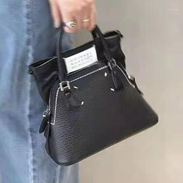 evening bags women's metal chain shoulder ladies brand designer solid genuine leather zipper shell females 2021 design handbags
evening bags women's metal chain shoulder ladies brand designer solid genuine leather zipper shell females 2021 design handbags