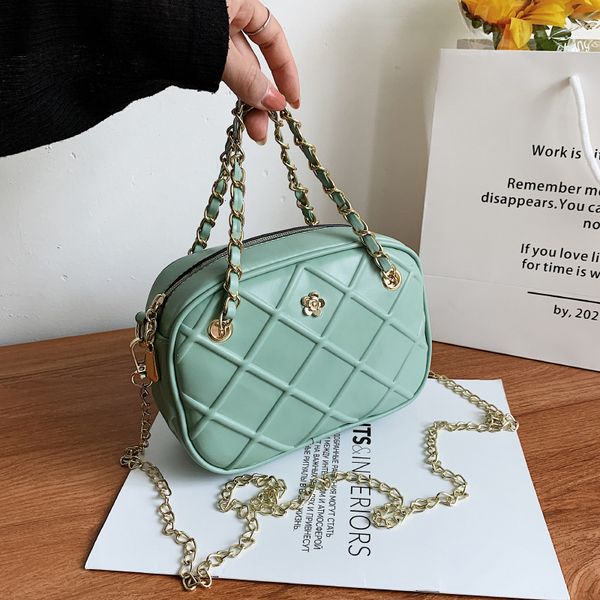 handbag 2021 fashion small square bag xiangfeng lingge chain women's summer ins net red messenger single shoulder
handbag 2021 fashion small square bag xiangfeng lingge chain women's summer ins net red messenger single shoulder