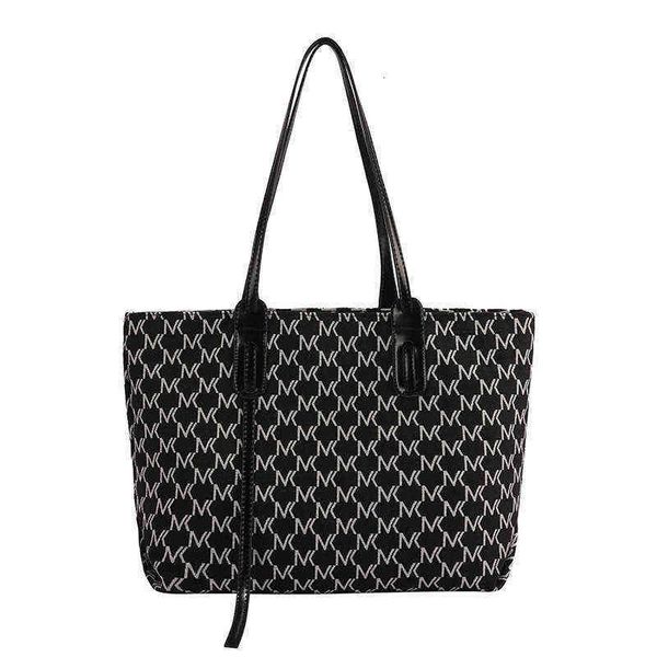 embroidered tote bag women's 2021 summer high-capacity fashion canvas handbag single shoulder
embroidered tote bag women's 2021 summer high-capacity fashion canvas handbag single shoulder