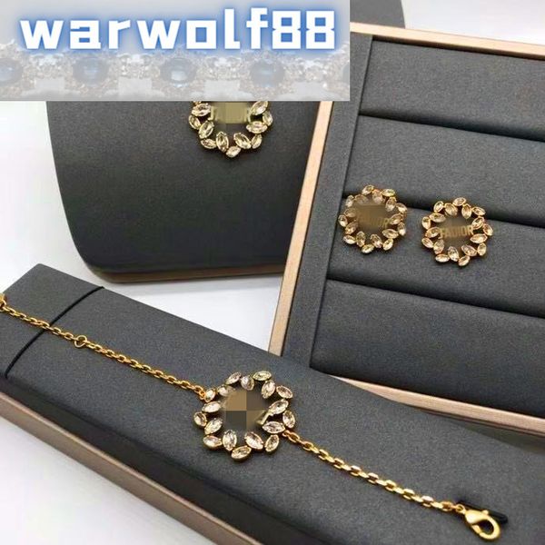 quality ja classic earrings design high letter neckchain necklace female dijia net red bracelet temperament, Golden
quality ja classic earrings design high letter neckchain necklace female dijia net red bracelet temperament, Golden