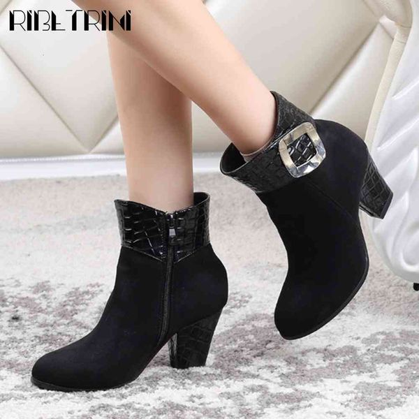 boots fashion girl fleece autumn winter female zipper buckle high heels ankle shoes women casual brand boots, Black
boots fashion girl fleece autumn winter female zipper buckle high heels ankle shoes women casual brand boots, Black