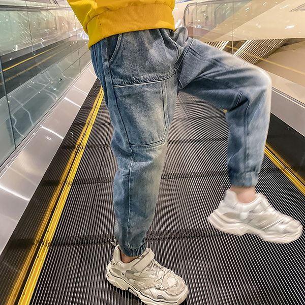 childrens jeans 2022 new casual pants childrens clothing spring in the big childrens long pants boys feet pants, Blue
childrens jeans 2022 new casual pants childrens clothing spring in the big childrens long pants boys feet pants, Blue