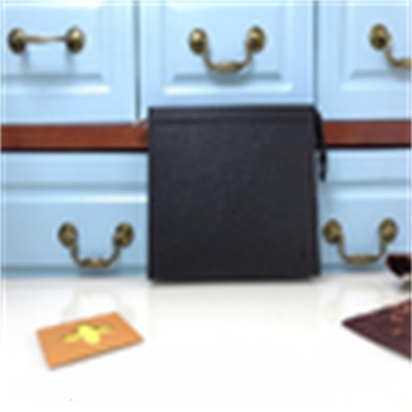 wallet card brand wallets clutches designer long luxury chain m61692 compact purse grained evening key handbag holders men leather, Black;red
wallet card brand wallets clutches designer long luxury chain m61692 compact purse grained evening key handbag holders men leather, Black;red