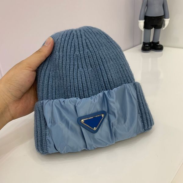 2021 luxury knitted hat designer beanie cap mens fitted hats for cashmere plaid letters casual skull caps outdoor fashion 5 colors a1, Blue;gray
2021 luxury knitted hat designer beanie cap mens fitted hats for cashmere plaid letters casual skull caps outdoor fashion 5 colors a1, Blue;gray