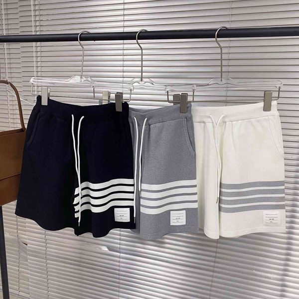 21 spring summer new casual knitted ice hemp shorts men's women's loose brand tb fashion ins sports couple pants, Black;white
21 spring summer new casual knitted ice hemp shorts men's women's loose brand tb fashion ins sports couple pants, Black;white