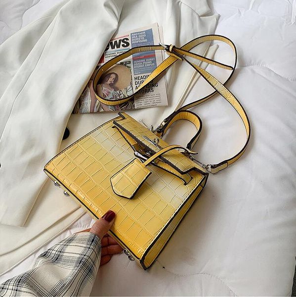 factory wholesale women handbag summer embossed leather shoulder bag street stone small square bags elegant atmosphere alligator handbags, Black;red
factory wholesale women handbag summer embossed leather shoulder bag street stone small square bags elegant atmosphere alligator handbags, Black;red