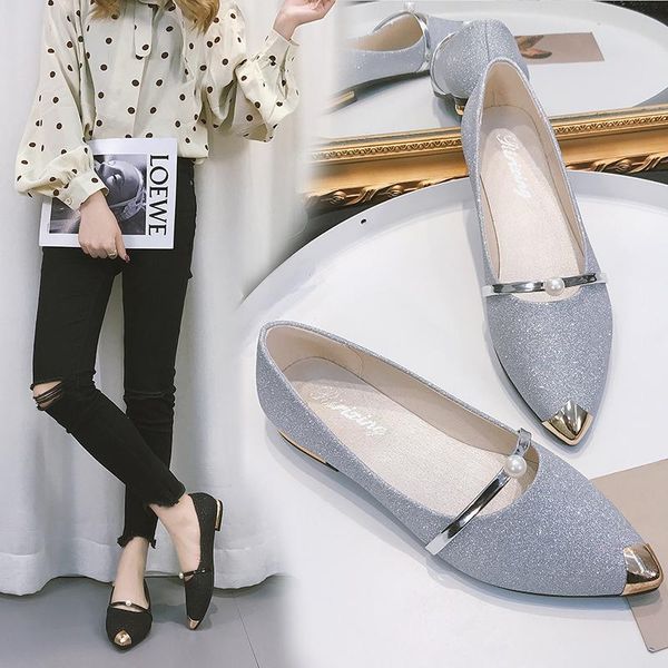 dress shoes 2021 style shallow mouth women's pointy gold powder crystal banquet metal decoretion bling high heels, Black
dress shoes 2021 style shallow mouth women's pointy gold powder crystal banquet metal decoretion bling high heels, Black