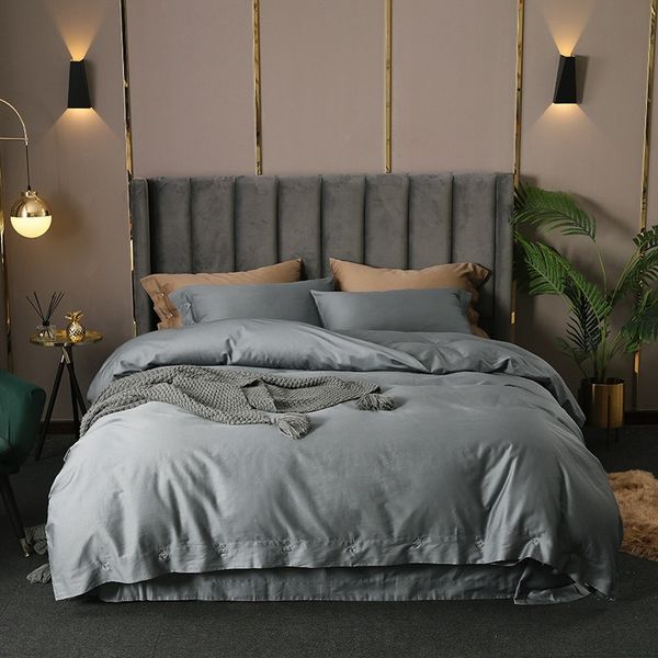 plain 60 satin four-piece set of five-star el linen xinjiang long staple cotton bedding
plain 60 satin four-piece set of five-star el linen xinjiang long staple cotton bedding
