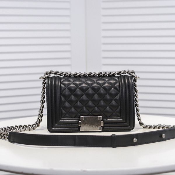 chanel fashion shoulder cross luxury designer oblique women body bags embroidery thread diamond lattice plain vintage genuine leather handba
chanel fashion shoulder cross luxury designer oblique women body bags embroidery thread diamond lattice plain vintage genuine leather handba