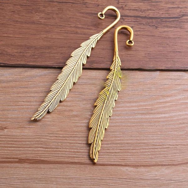 4pcs creative retro feather bookmark metal book marker for reading finding student gift stationery school office supplies
4pcs creative retro feather bookmark metal book marker for reading finding student gift stationery school office supplies