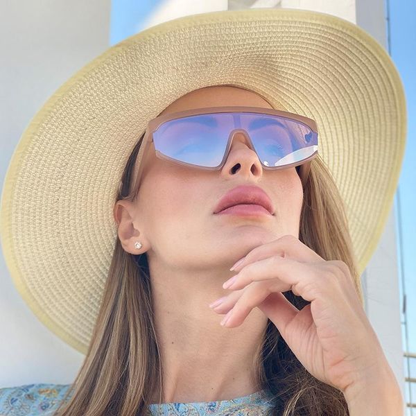 sunglasses arrival 2021 futuristic women men uv400 big rectangle sports sun glasses trendy siamese feminino, White;black
sunglasses arrival 2021 futuristic women men uv400 big rectangle sports sun glasses trendy siamese feminino, White;black