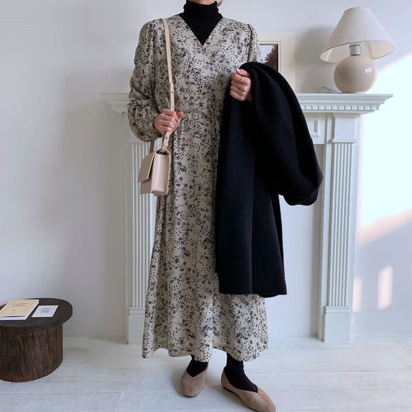 spring lace-up sweet retro elegance florals loose v-neck casual all match women vintage gentle chic long dresses 210421, Black;gray
spring lace-up sweet retro elegance florals loose v-neck casual all match women vintage gentle chic long dresses 210421, Black;gray