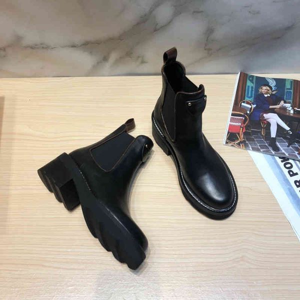 boots women designer martin desert boot flamingos love real leather cowskin medal coarse non-slip winter shoes size 35-41, Black
boots women designer martin desert boot flamingos love real leather cowskin medal coarse non-slip winter shoes size 35-41, Black